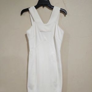 Veronica Beard White Sleeveless Sheath Dress size 4 $550 Retail New